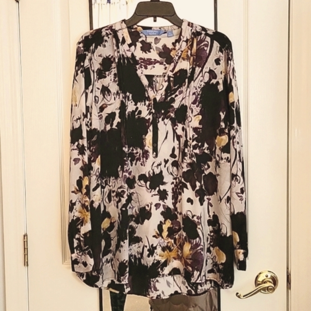 Vera Wang blouse